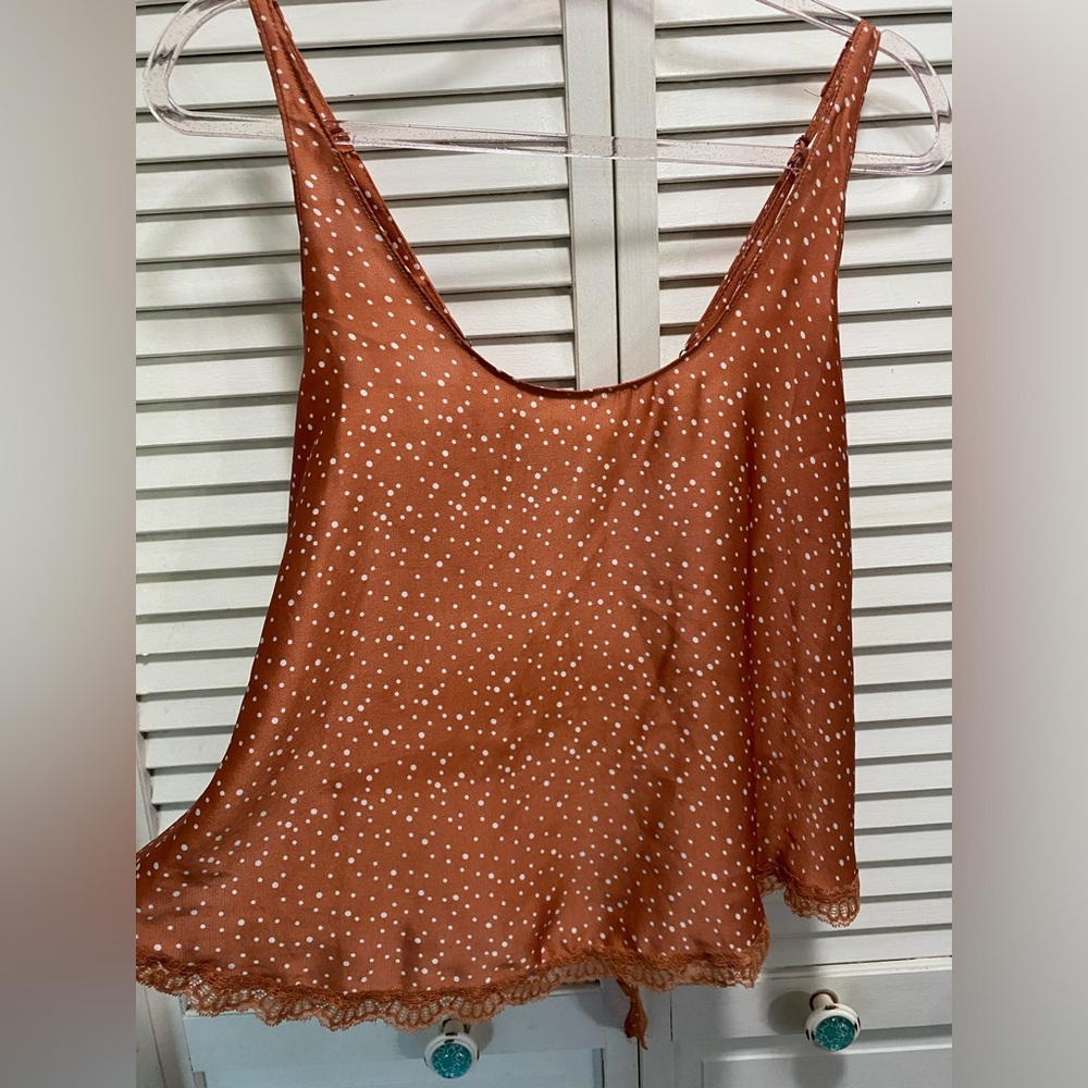 POL Burnt Orange White Polka dot Cami Open Tie Back Lace Trim Size M‎